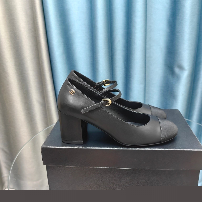 Ch*el high heels